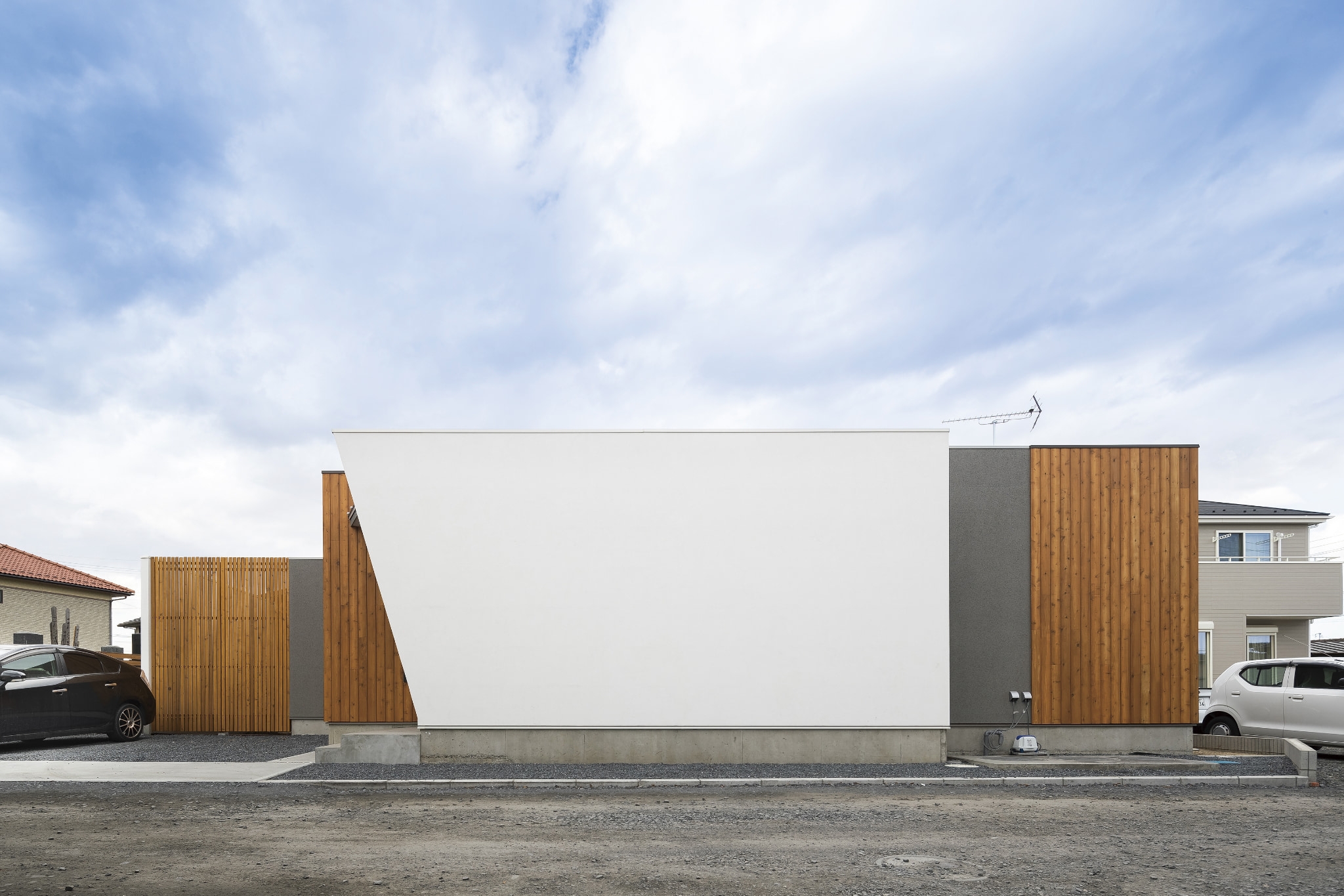 Cut eyes 〜プライバシーが守られた家〜